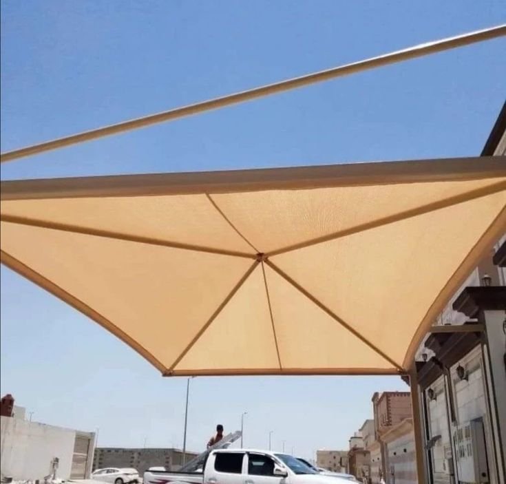 تنفيذ مظلات سيارات حسب الطلب في حي الياسمين الرياض